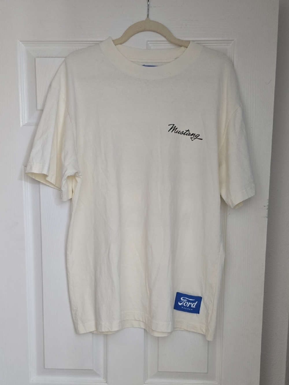 PacSun Cream FORD ~ Mustang Script Short Sleeve Tee